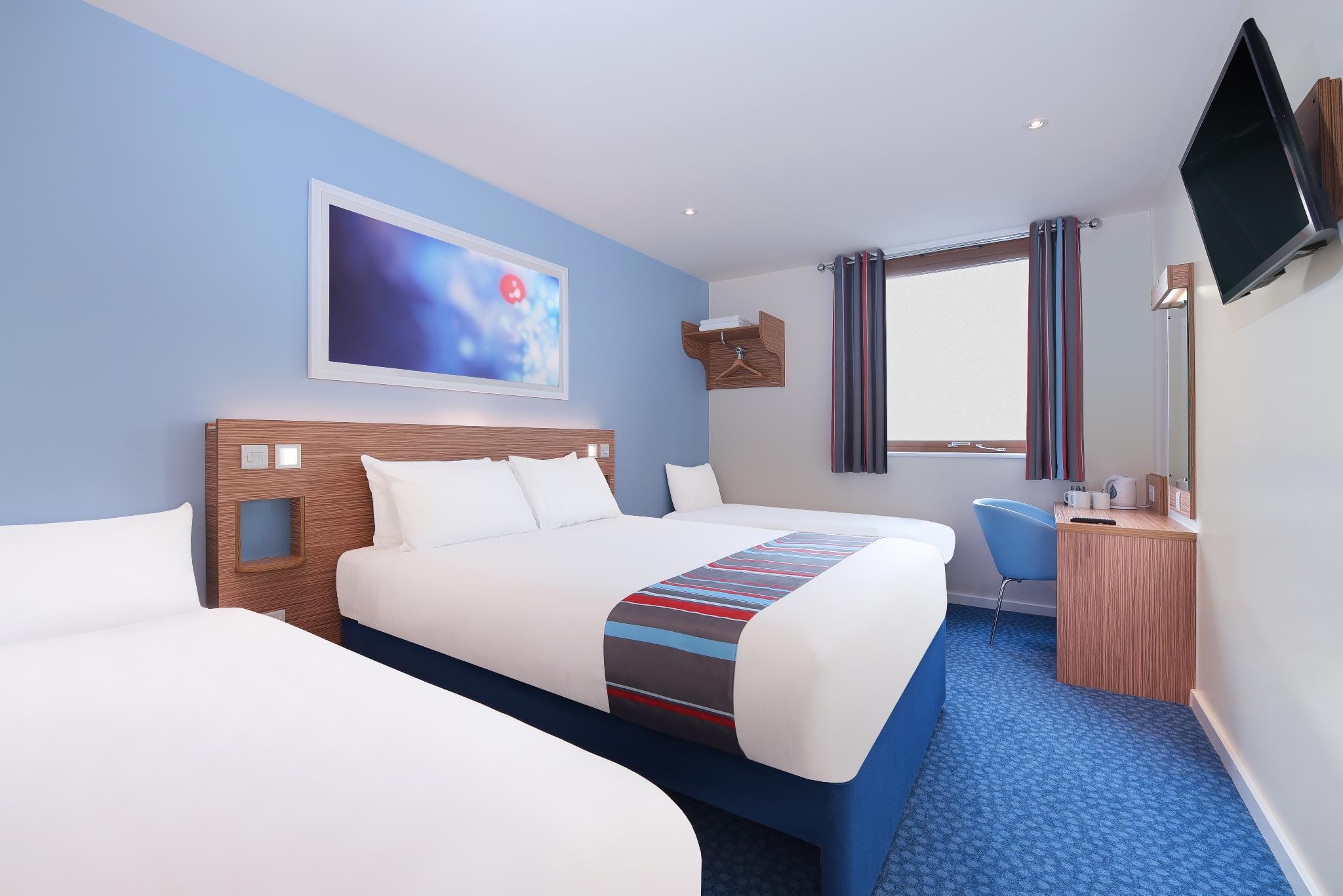 Ramada Encore Μίλτον Κέινς Εξωτερικό φωτογραφία