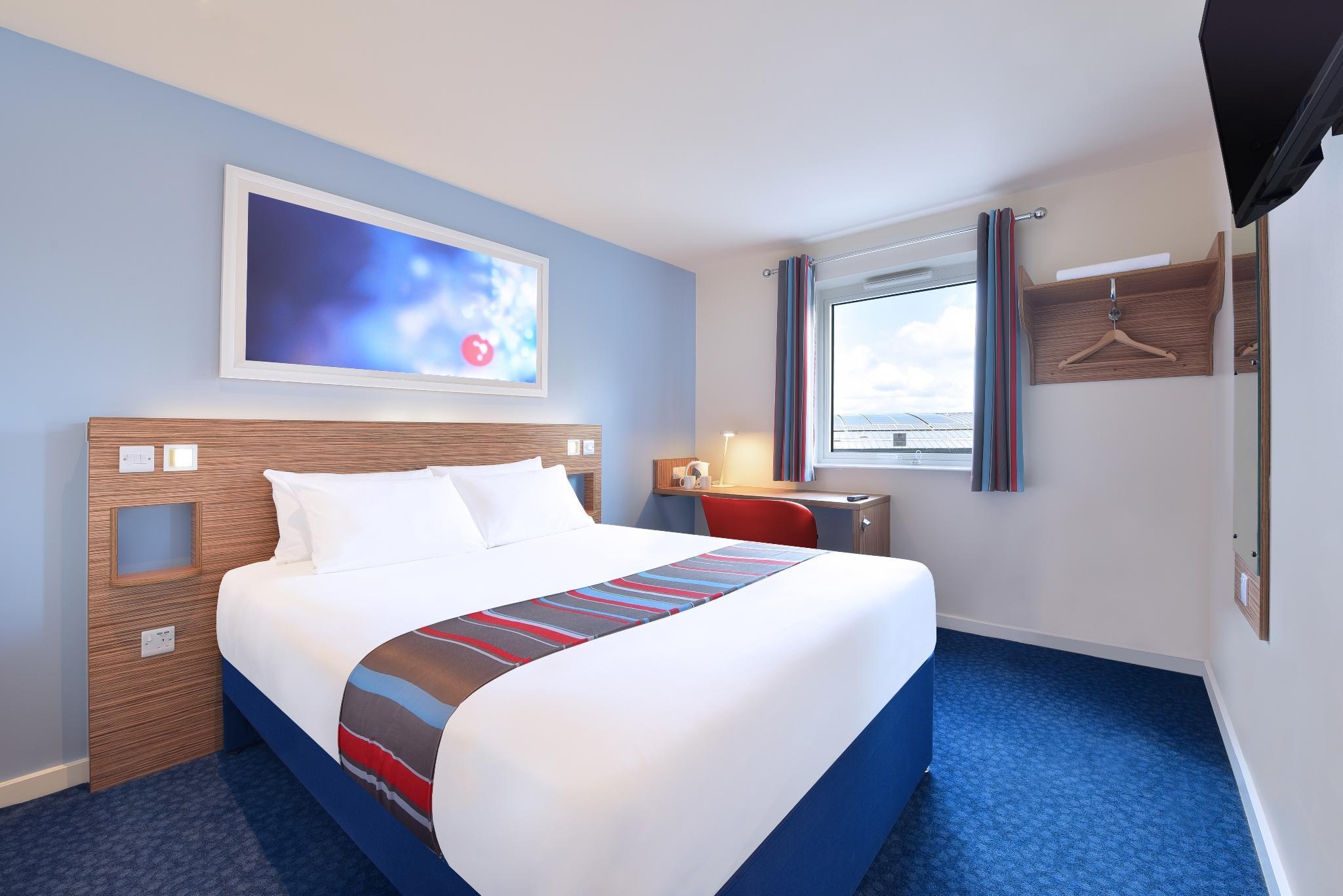 Ramada Encore Μίλτον Κέινς Εξωτερικό φωτογραφία