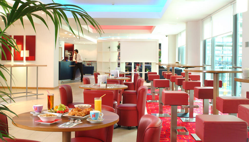 Ramada Encore Μίλτον Κέινς Εστιατόριο φωτογραφία